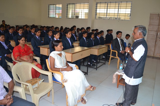 Seminar On Dhyan-Gnyan By-Prof.K.Varahamurti(President of Karnataka Pyramid Dhyan Prachara Trust)