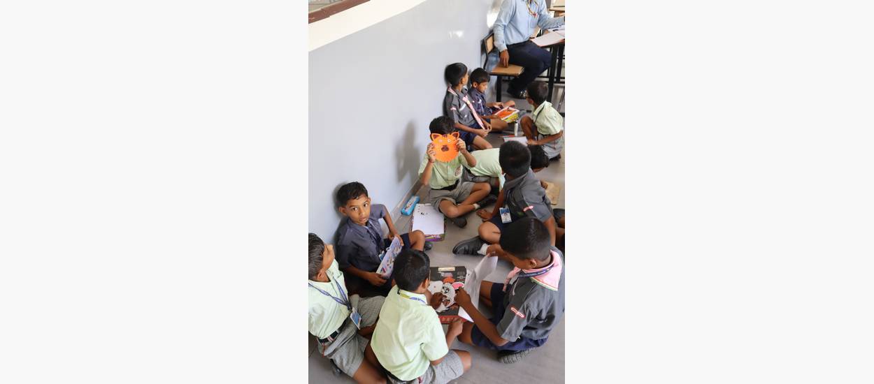 FACE PAINTING AND MASK MAKING