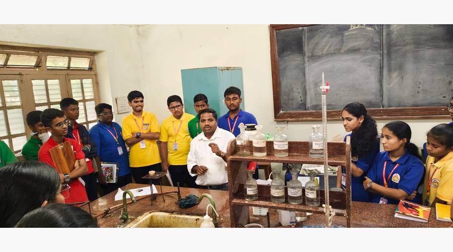 Biology Laboratory Visit